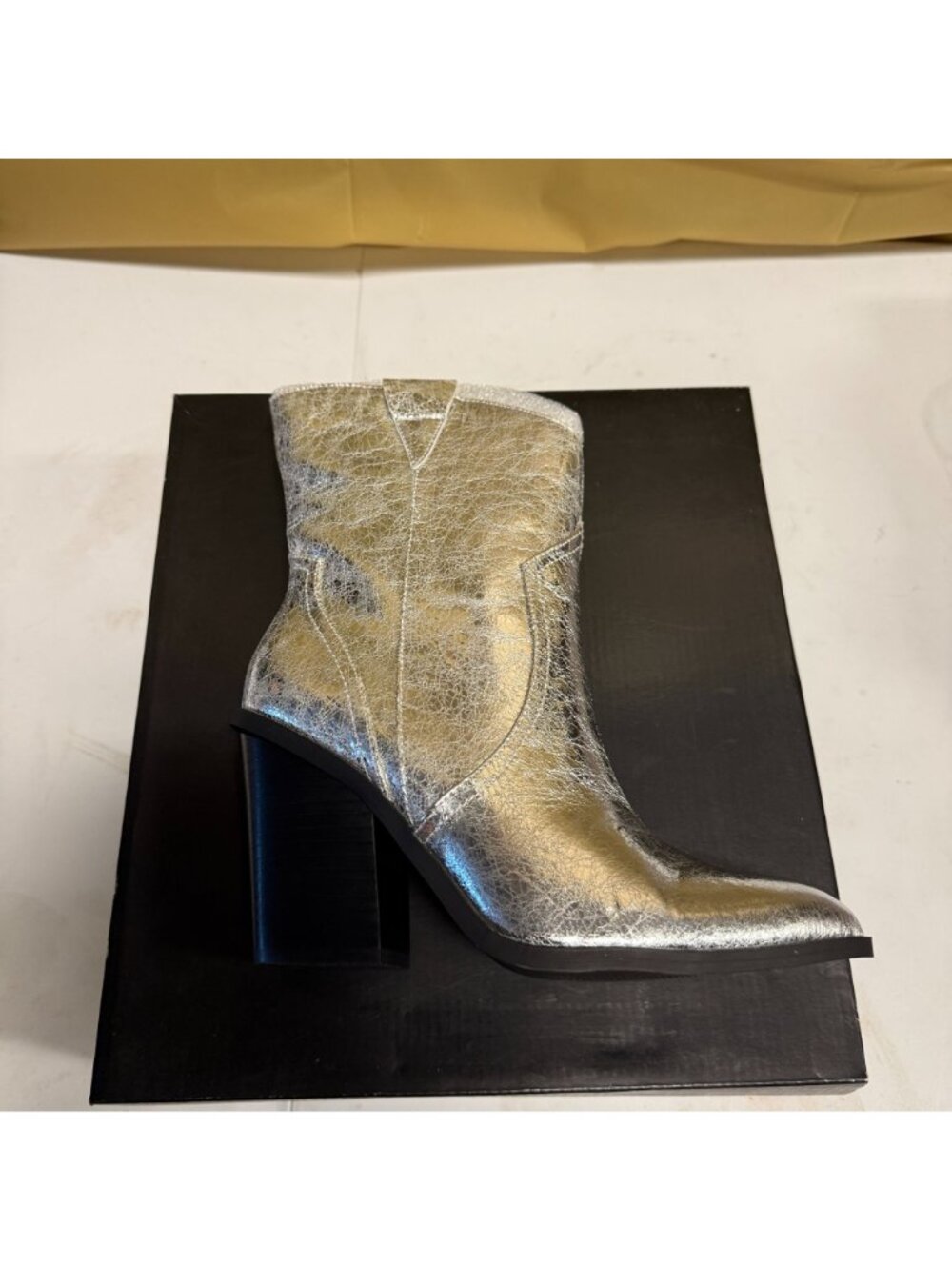 DV by Dolce Vita Nazareth Women's Silver Boot Medium Size 8 NEW - Picture 4 of 7